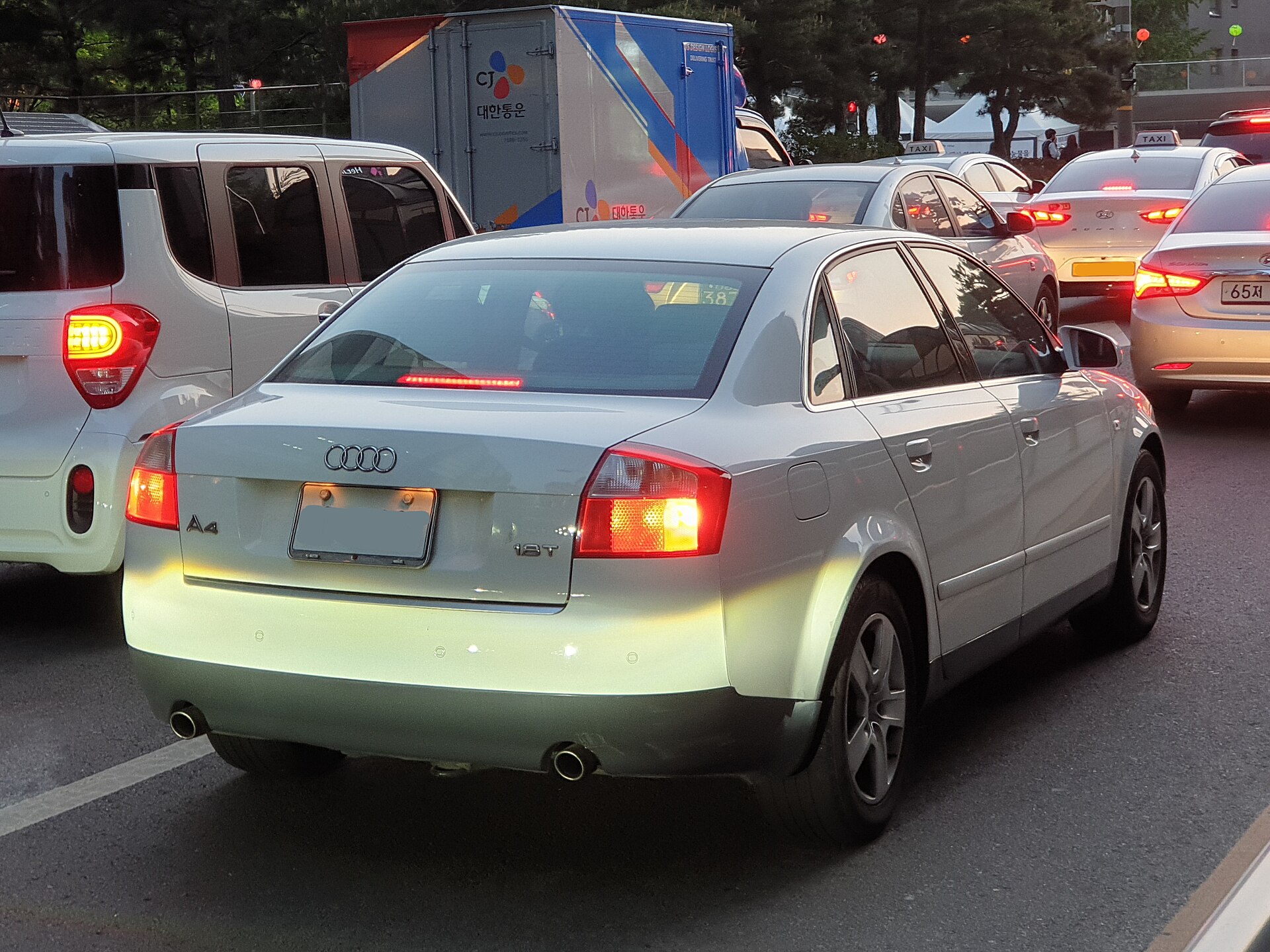 Audi A4 B6 1.8T turbo sedan
