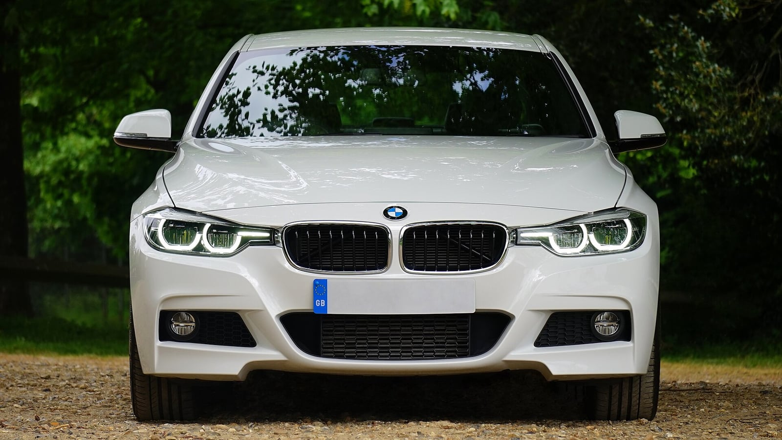 BMW F30 320i ED: N13 Motorla Yaşamanın kontrol rehberi gövde, kaporta ve panel kontrolü