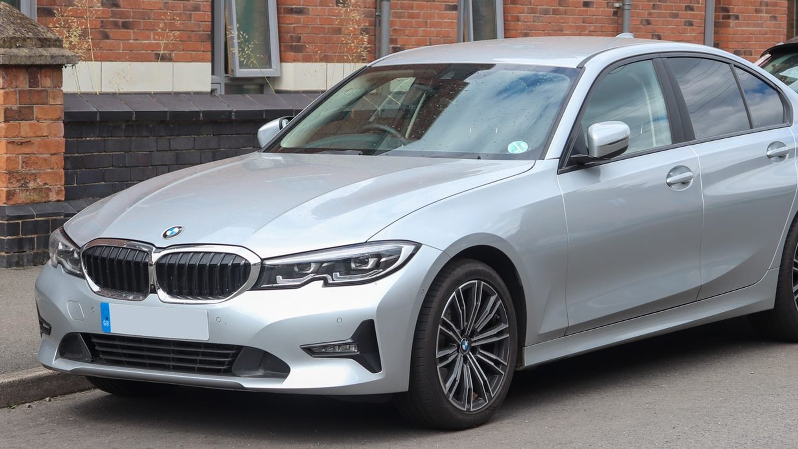 BMW G20 (2019+) Alım Rehberi: Yeni Nesil 3 Serisi'nin Kontrol rehberi gövde, kaporta ve panel kontrolü