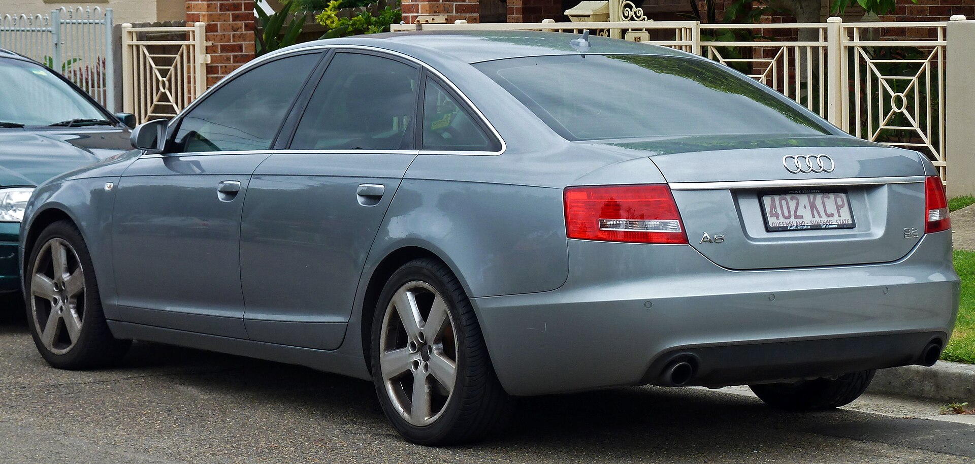 Audi A6 C6 3.2 FSI quattro sedan örneği