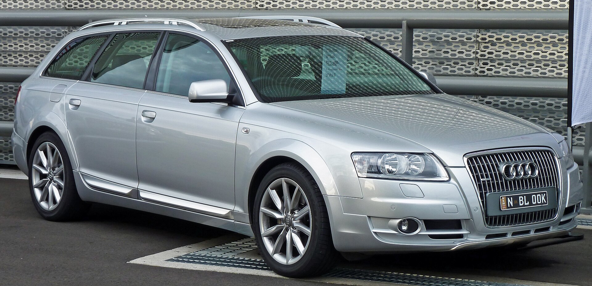 Audi A6 C6 allroad quattro arka görünüş