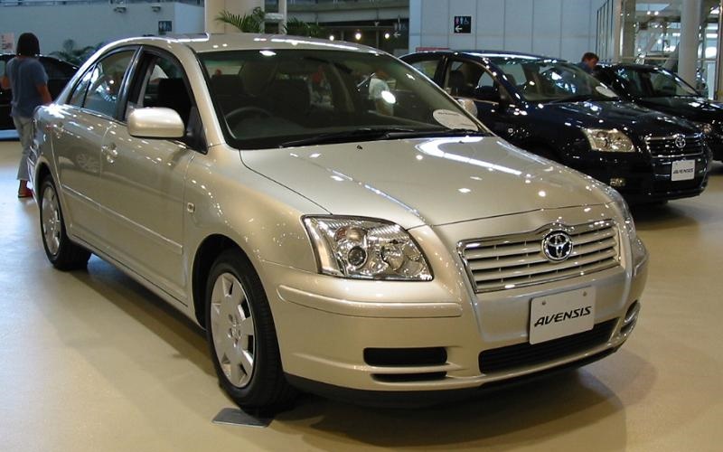2004 Toyota Avensis T25 gövde görünümü