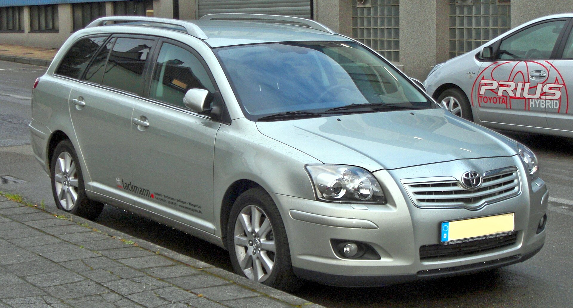 Makyajlı Toyota Avensis T25 D-4D