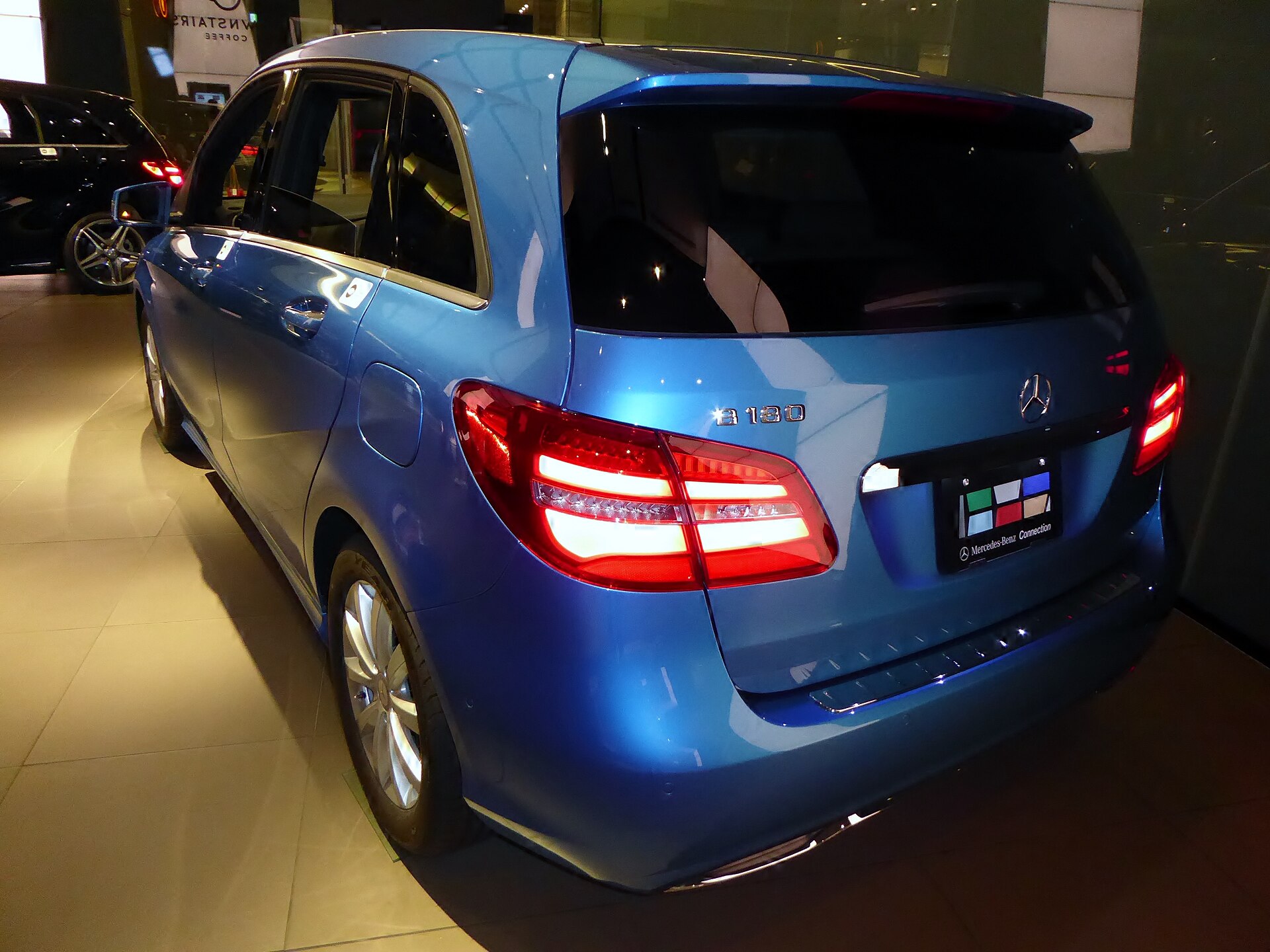 Mercedes-Benz W246 B180 arka görünüş
