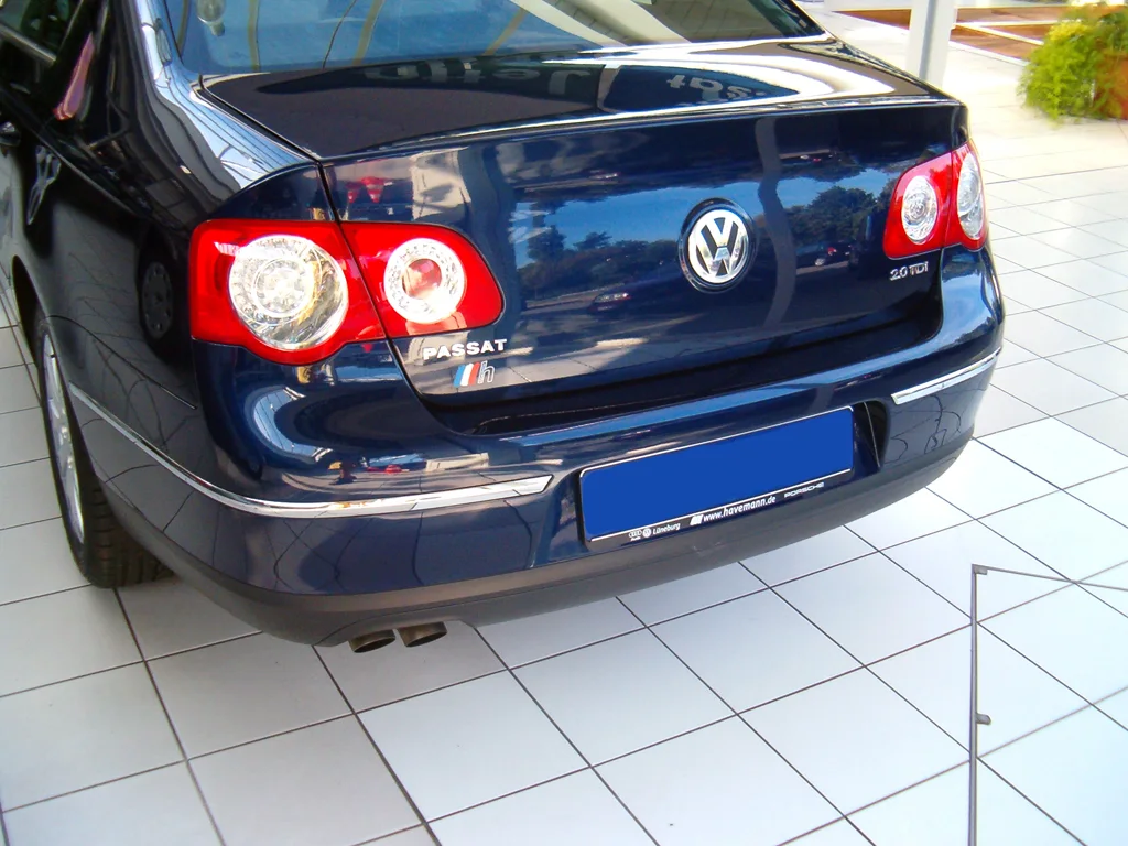Volkswagen Passat B6 hinten