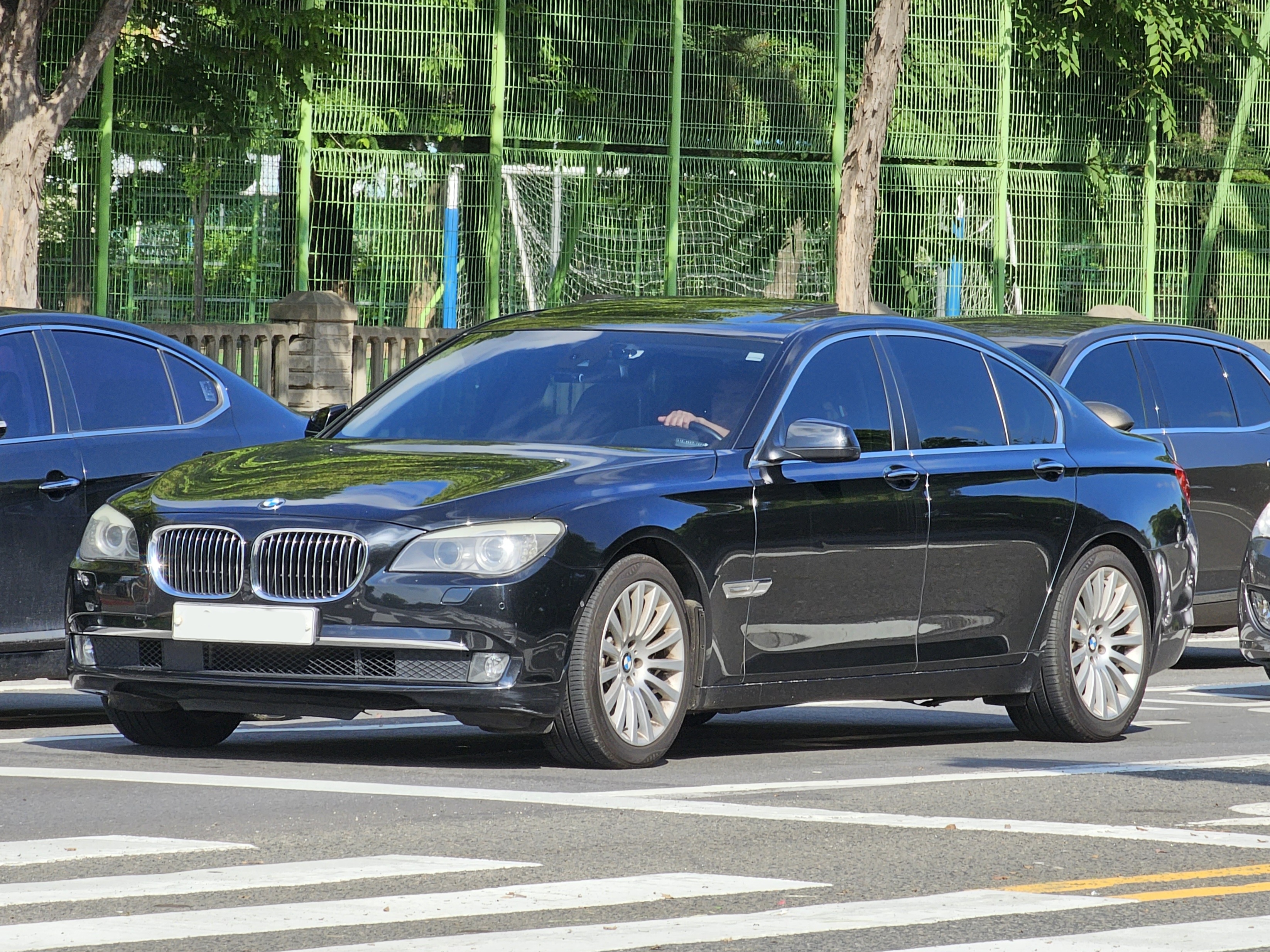 BMW F01 7 Serisi Alım Rehberi: Hava Süspansiyonu ve ZF 8HP kapak görseli