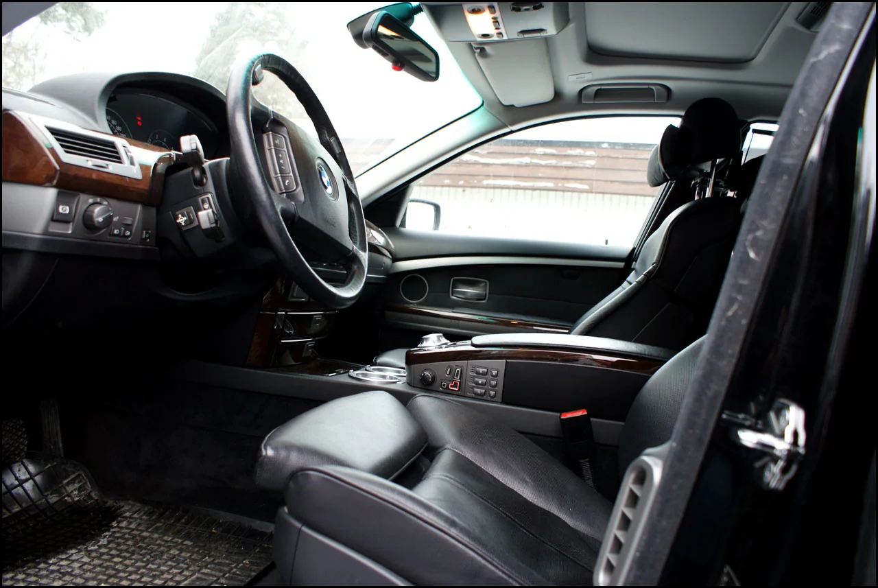 BMW E65 745i iç mekânı