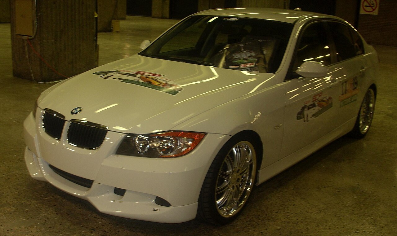 BMW E90 320i - 2. görünüm