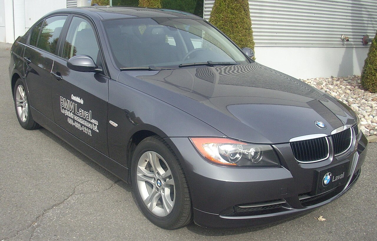 BMW E90 320i - 3. görünüm