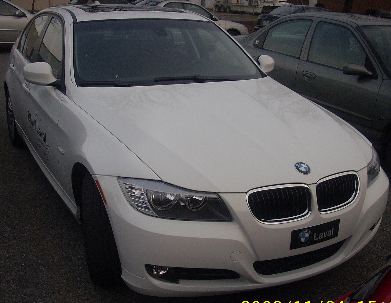 BMW E90 320i - 5. görünüm