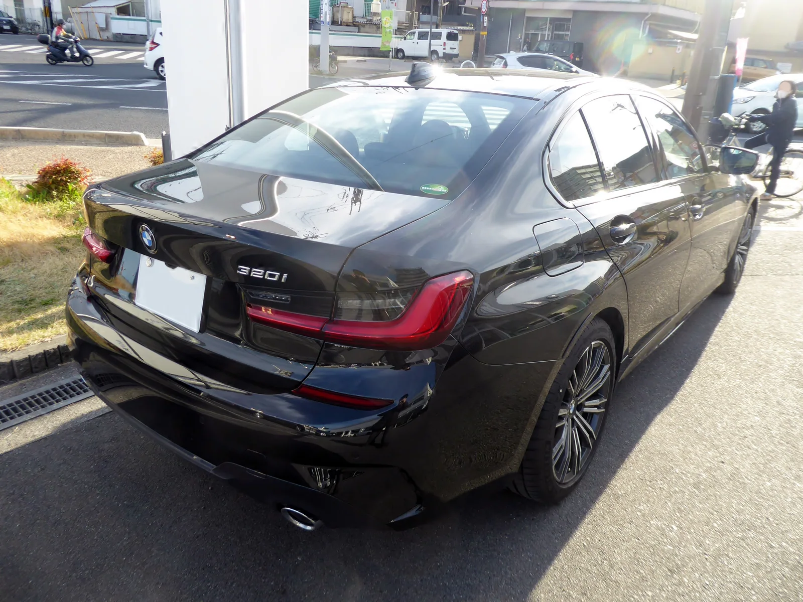 BMW G20 320i M Sport arka görünüm