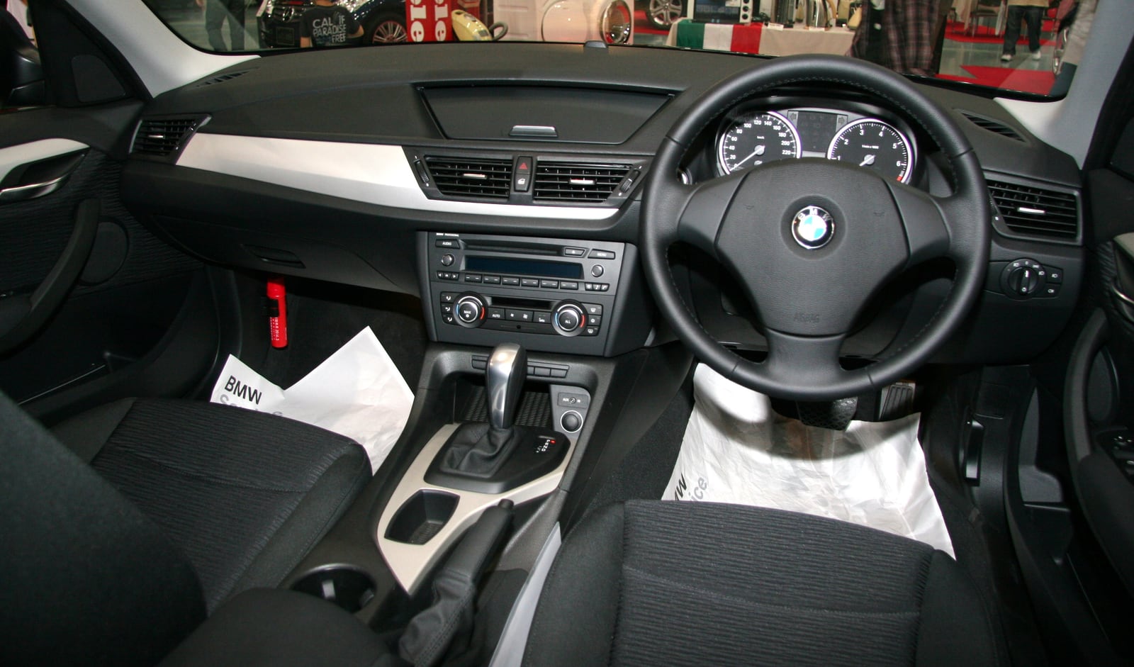 BMW X1 E84 sDrive18i iç mekânı