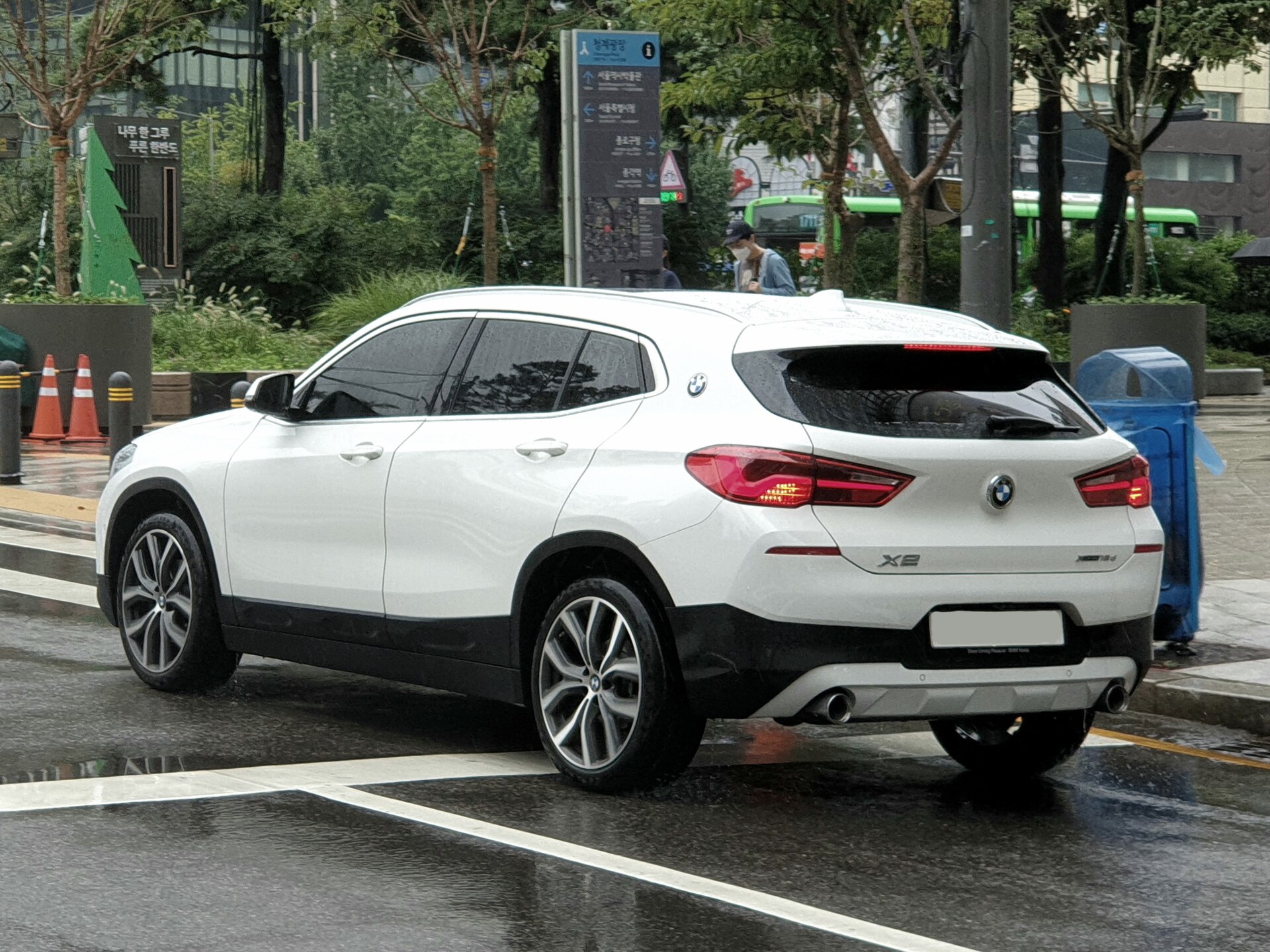 Beyaz BMW X2 F39