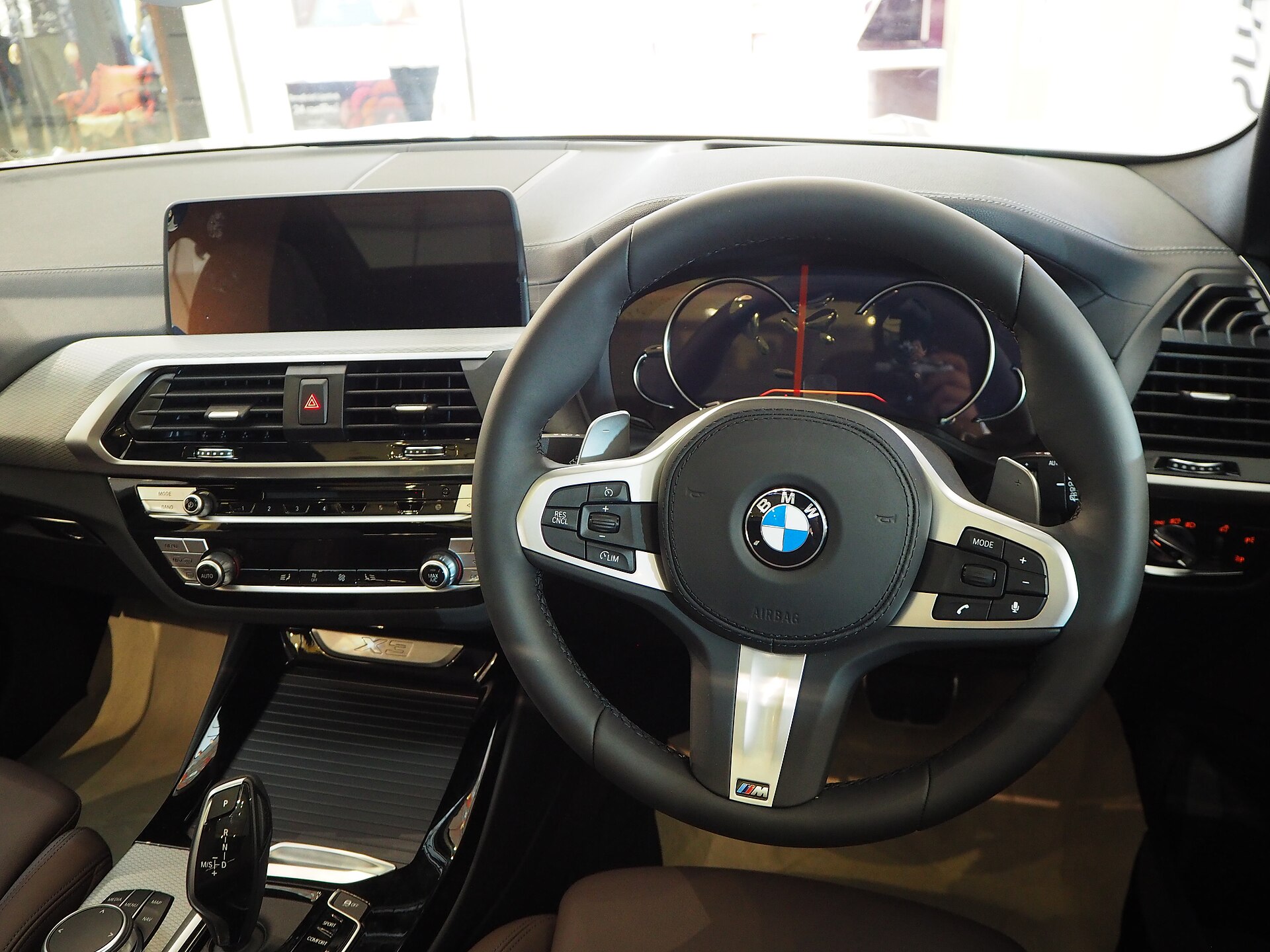 BMW X3 G01 iç mekân ve iDrive