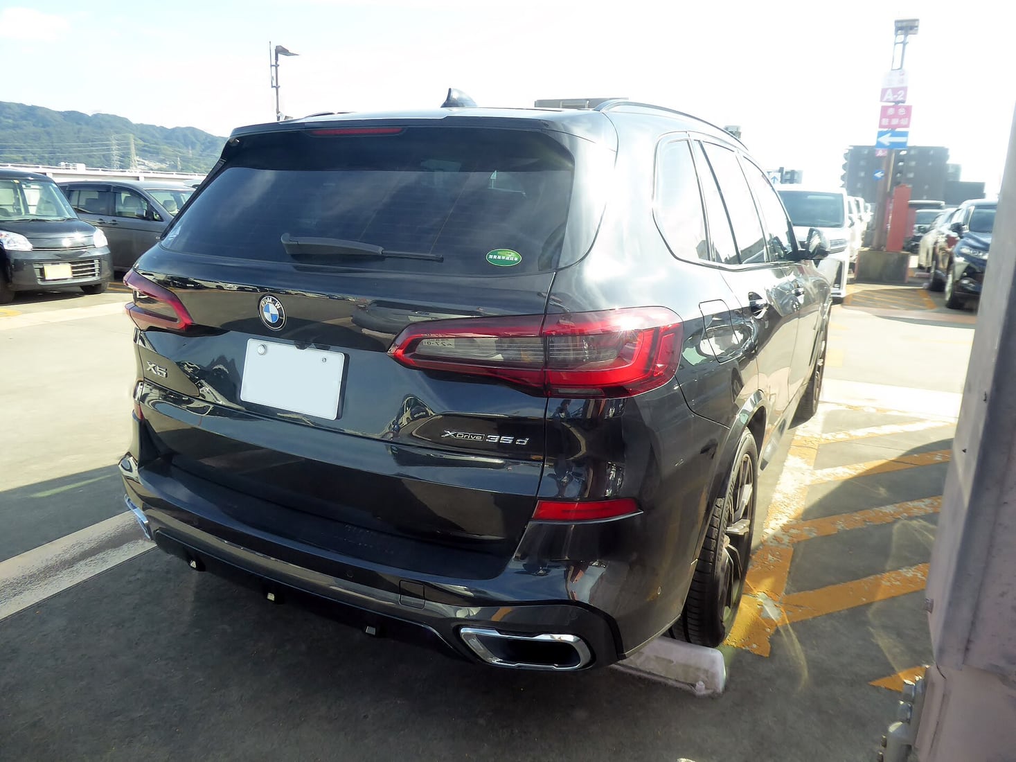 BMW X5 G05 arka bölüm ve bagaj kapağı