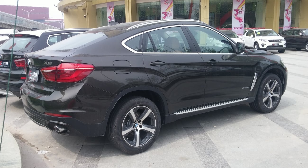 BMW X6 F16 kabin ve arka tasarım