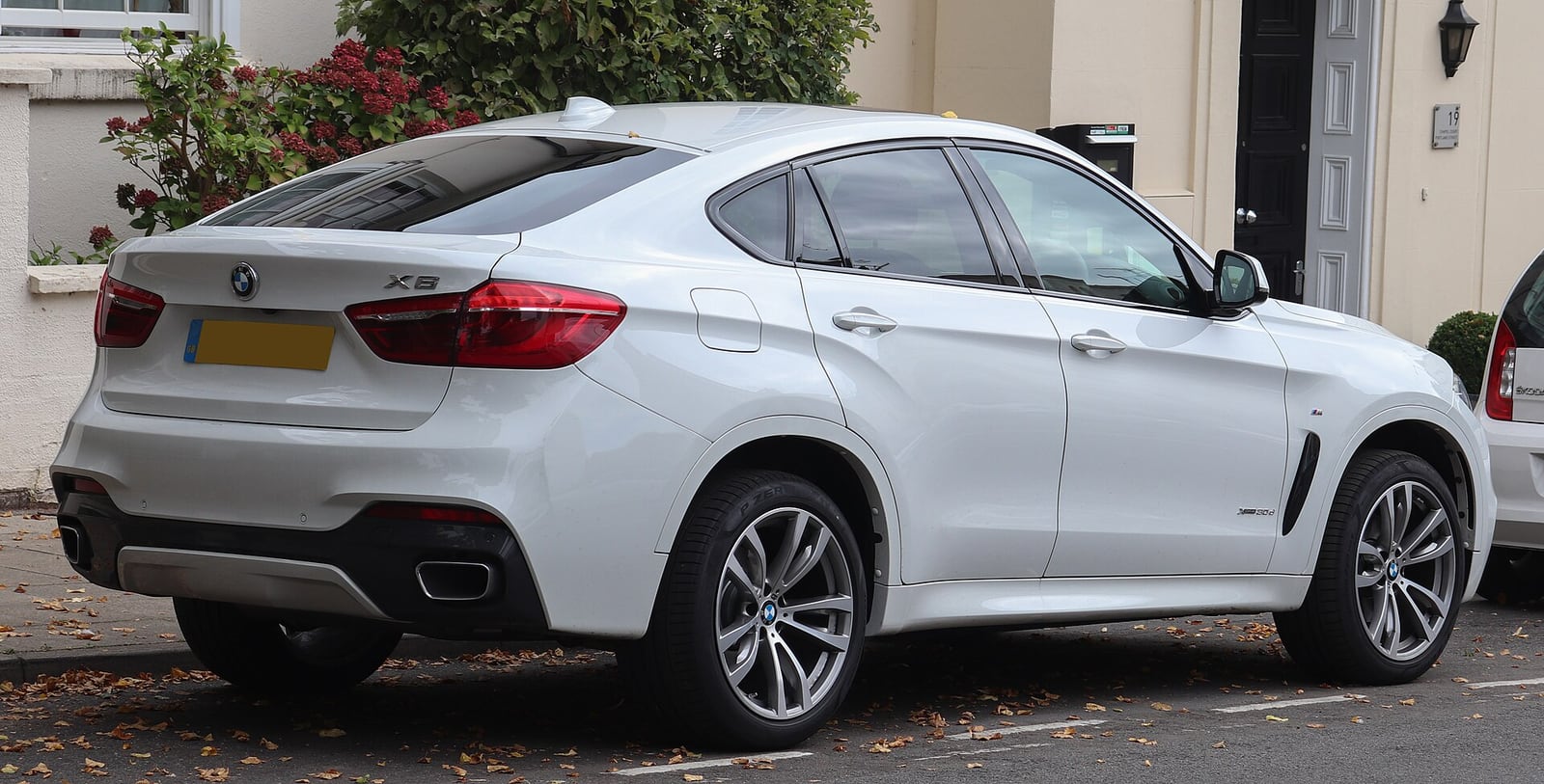 2018 BMW X6 F16 xDrive30d arka görünüş