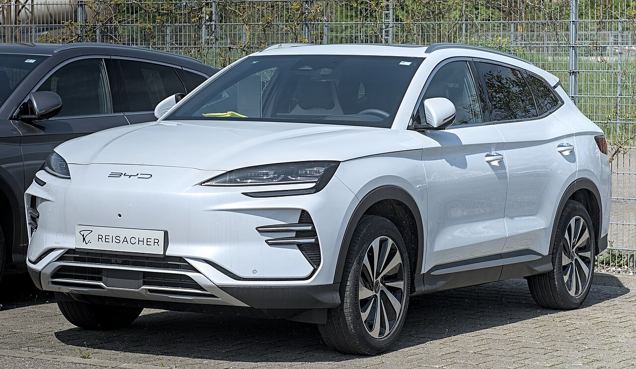 BYD Seal U EV, önden üç çeyrek görünüm