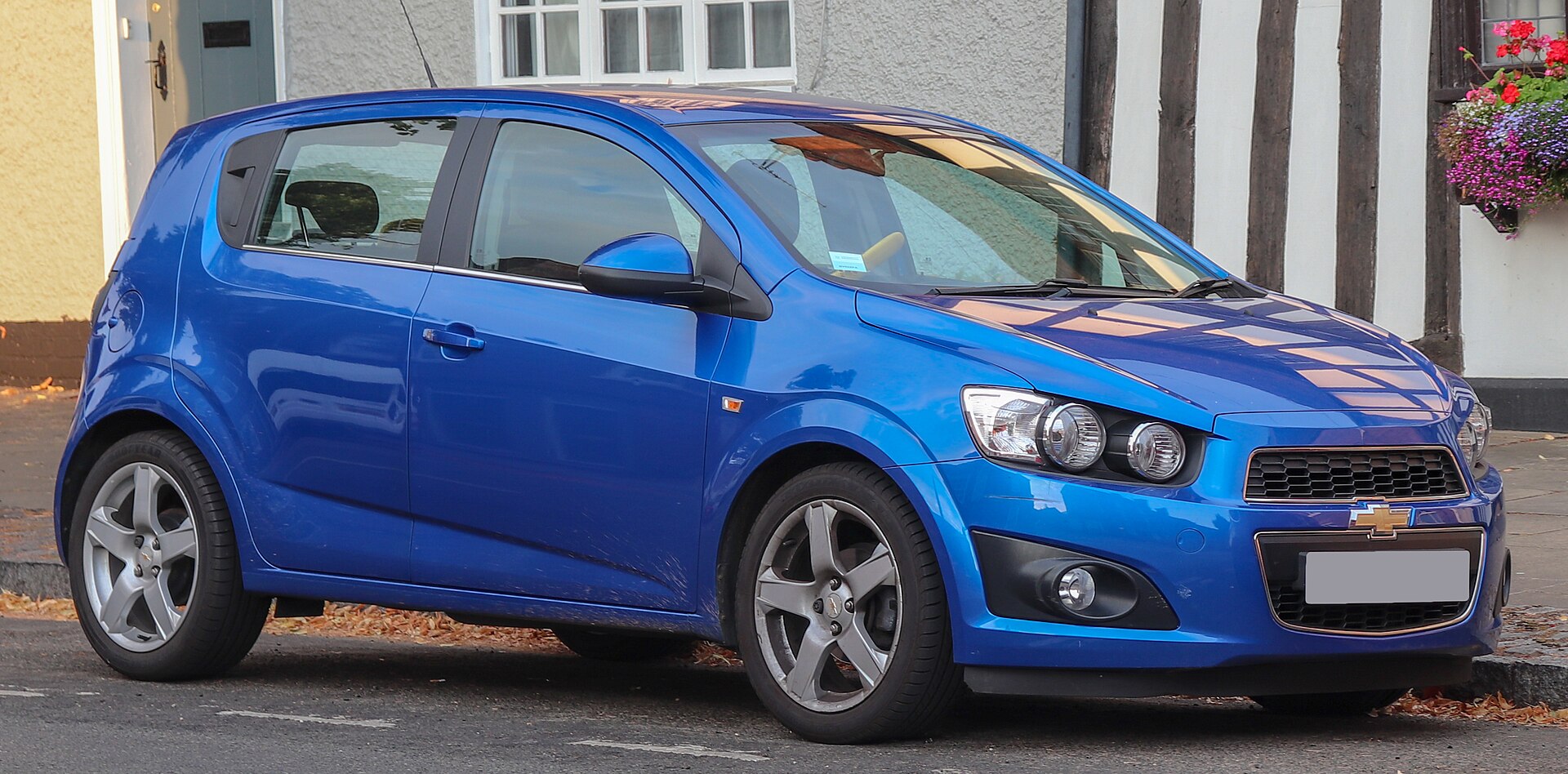 2012 Chevrolet Aveo LTZ T300 önden görünüm