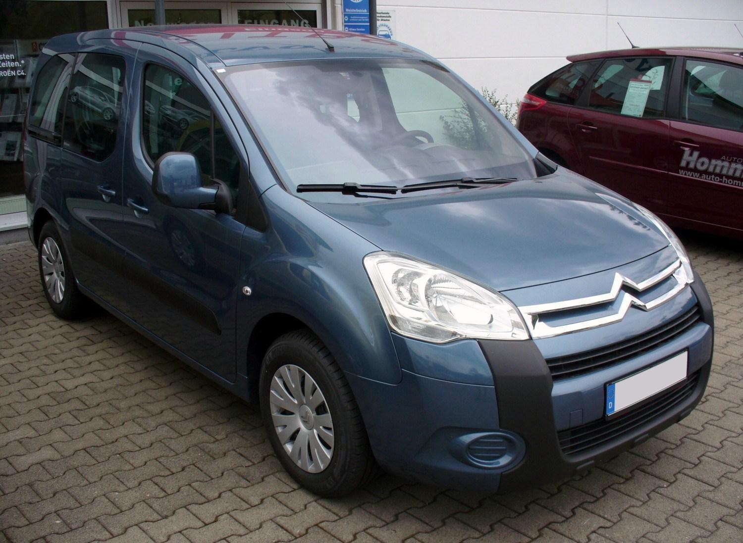 Mavi Citroën Berlingo B9 Multispace