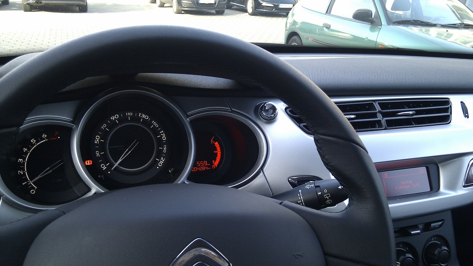 Citroën C3 II sol direksiyonlu gösterge ve ön konsol