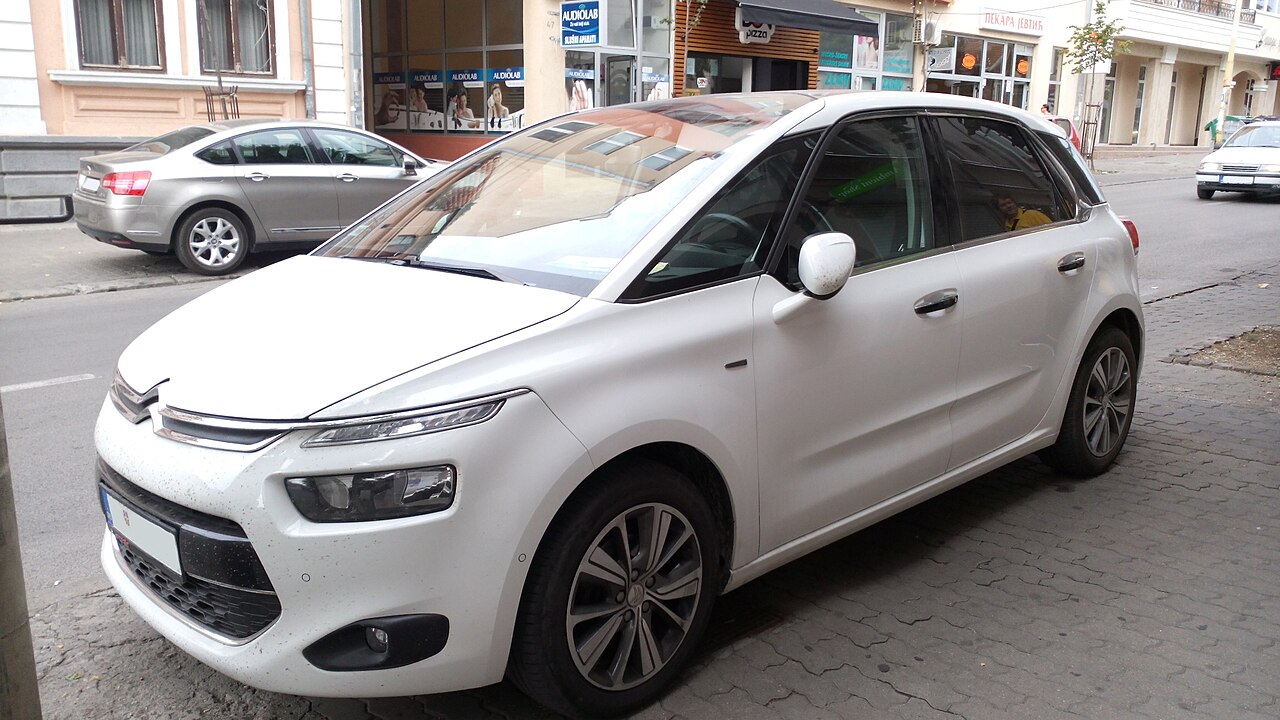 Citroën C4 Picasso II gövde ön görünümü