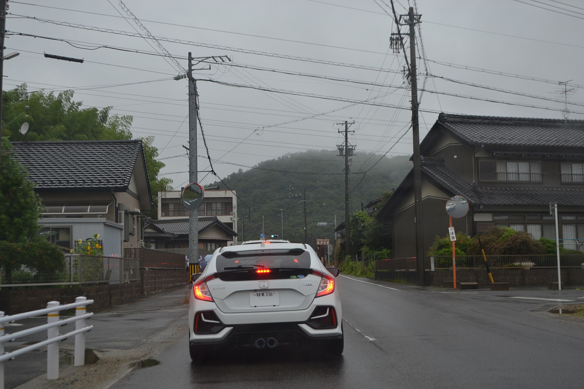 Honda Civic FK7 hatchback gövde profili