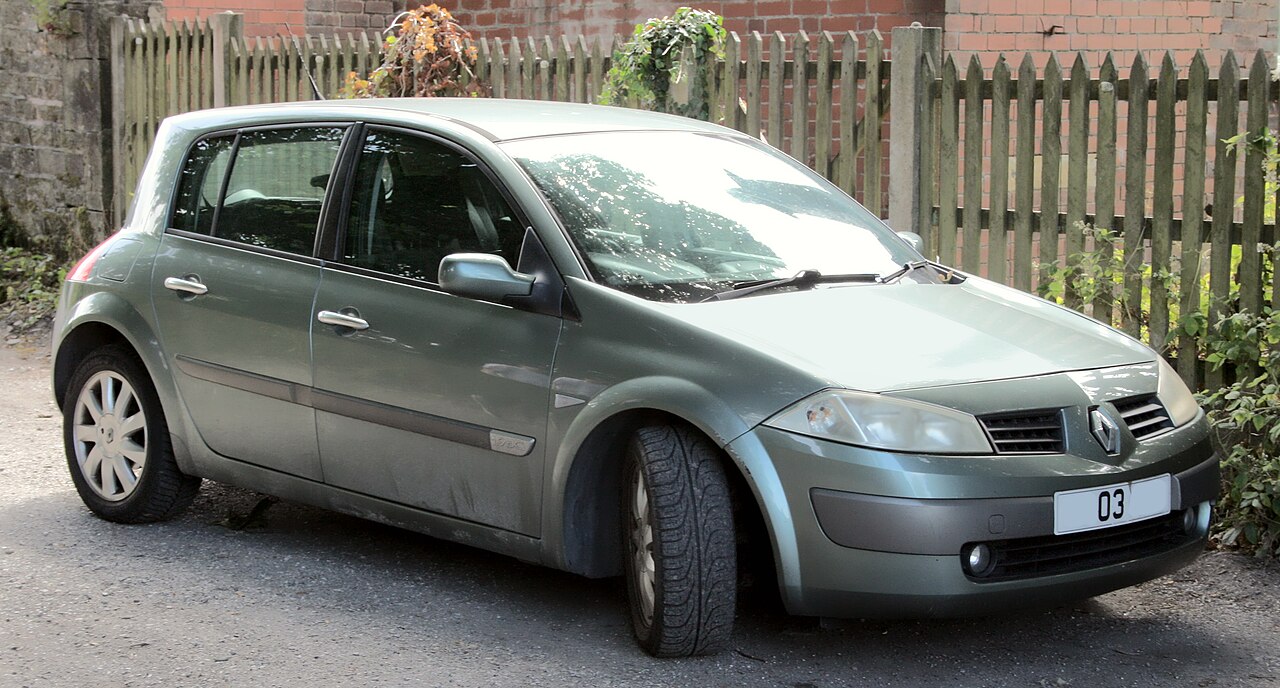 Renault Megane II hatchback ön görünüm