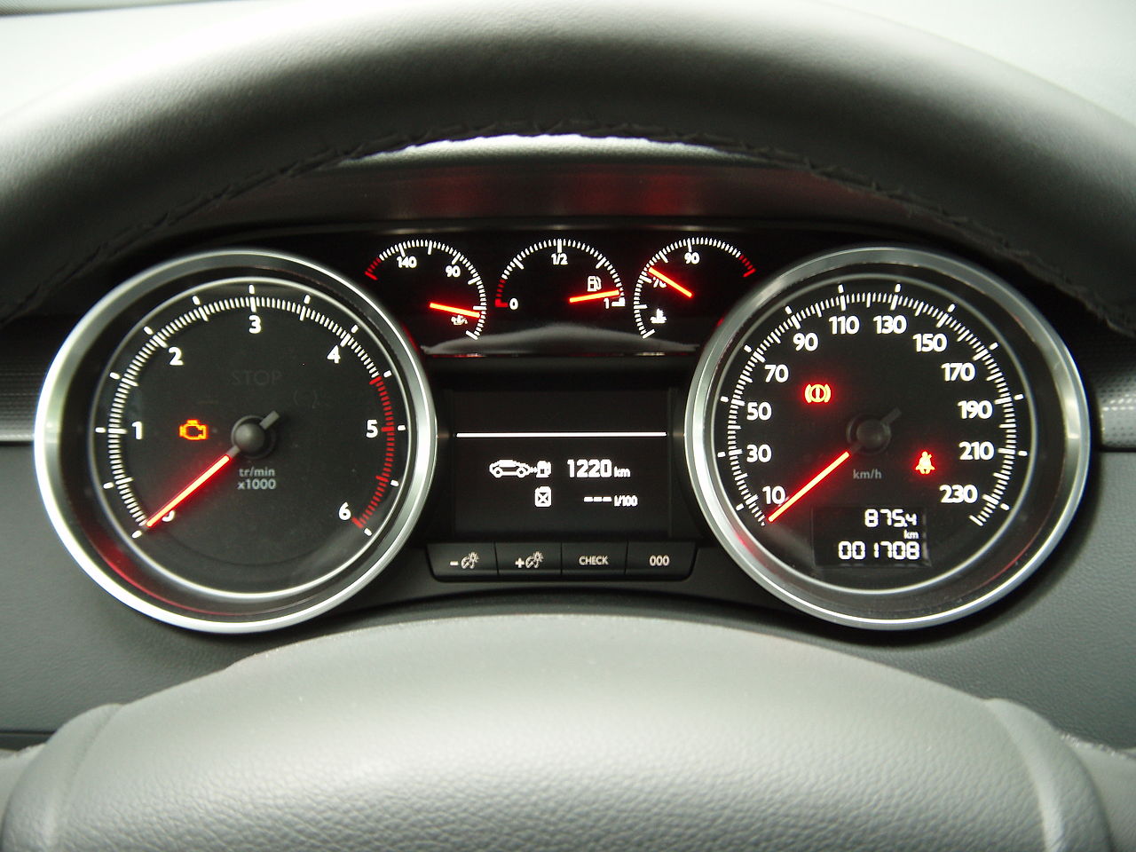 Makyajlı Peugeot 508 I iç mekânı