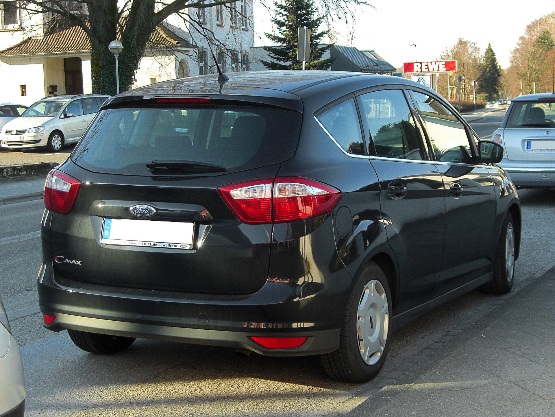 Ford C-MAX II arka tasarımı