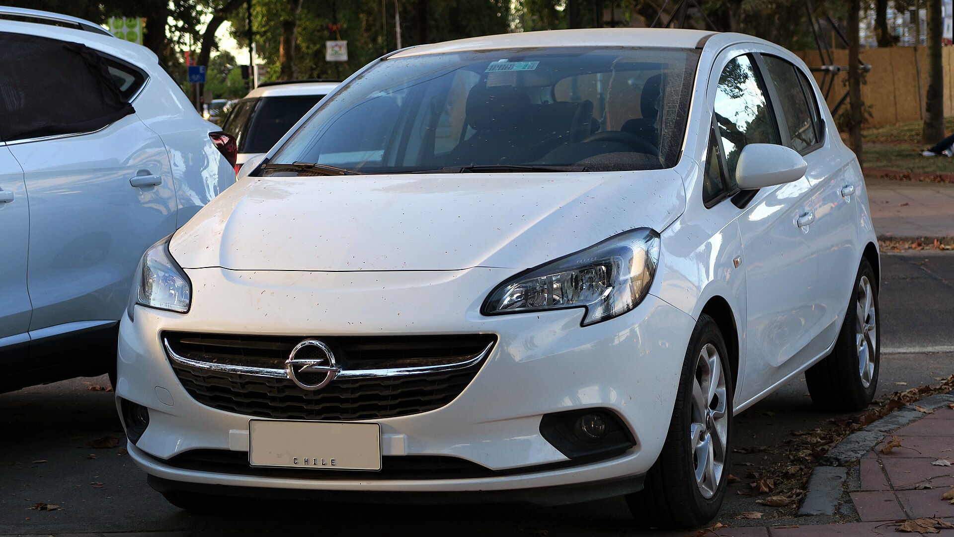 Opel Corsa E 1.4 dış görünüş