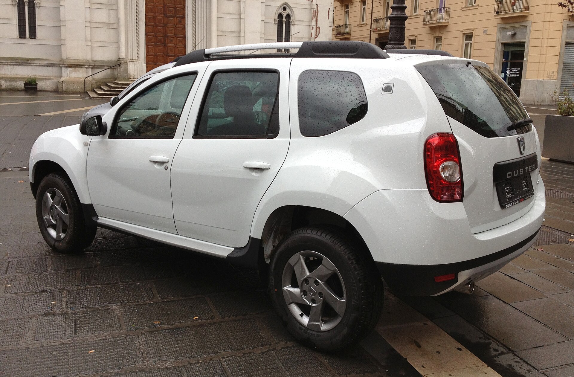 Dacia Duster 1.5 dCi arka görünüm