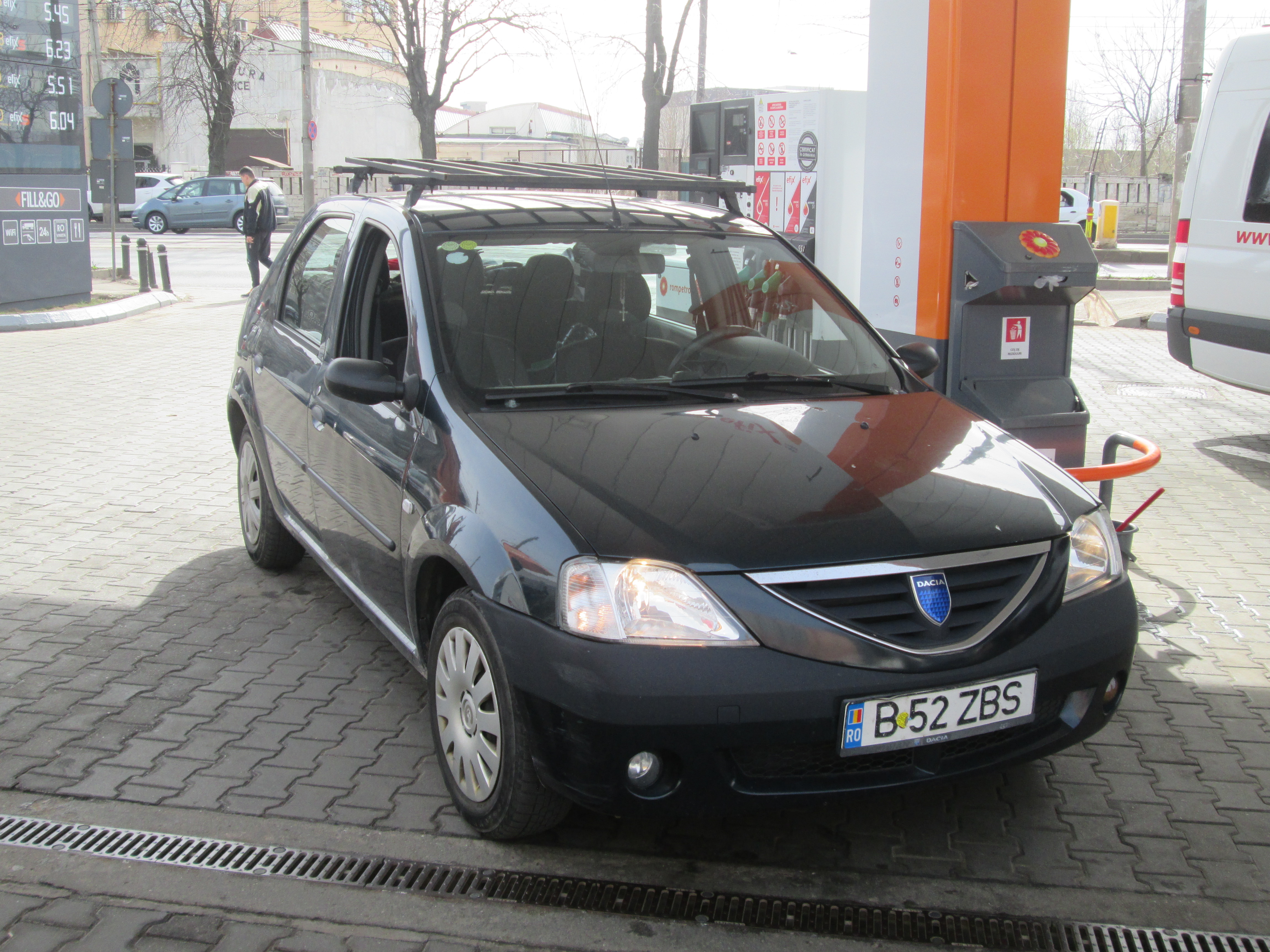 2006 model ilk nesil Dacia Logan