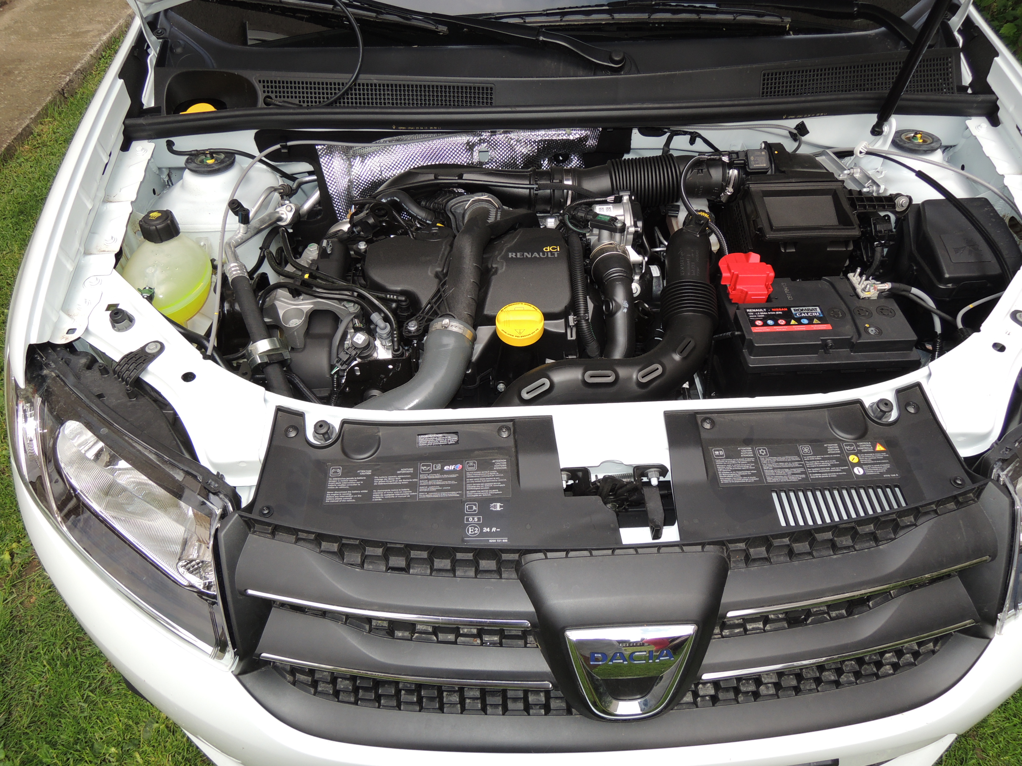 Dacia Logan II 1.5 dCi K9K motor bölmesi