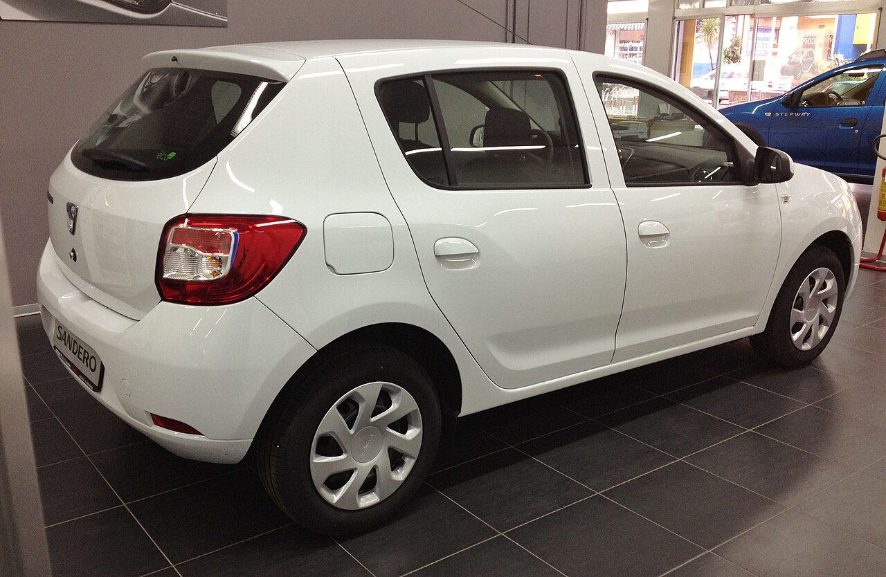 Dacia Sandero II hatchback arka yan görünüm