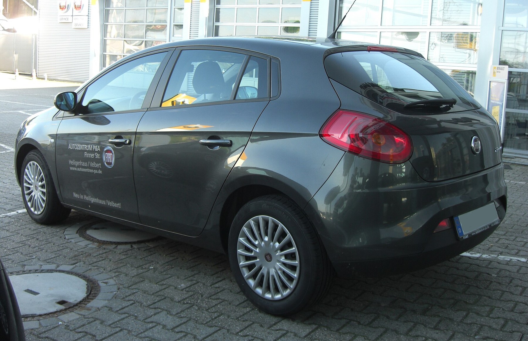 Fiat Bravo arkadan görünüm