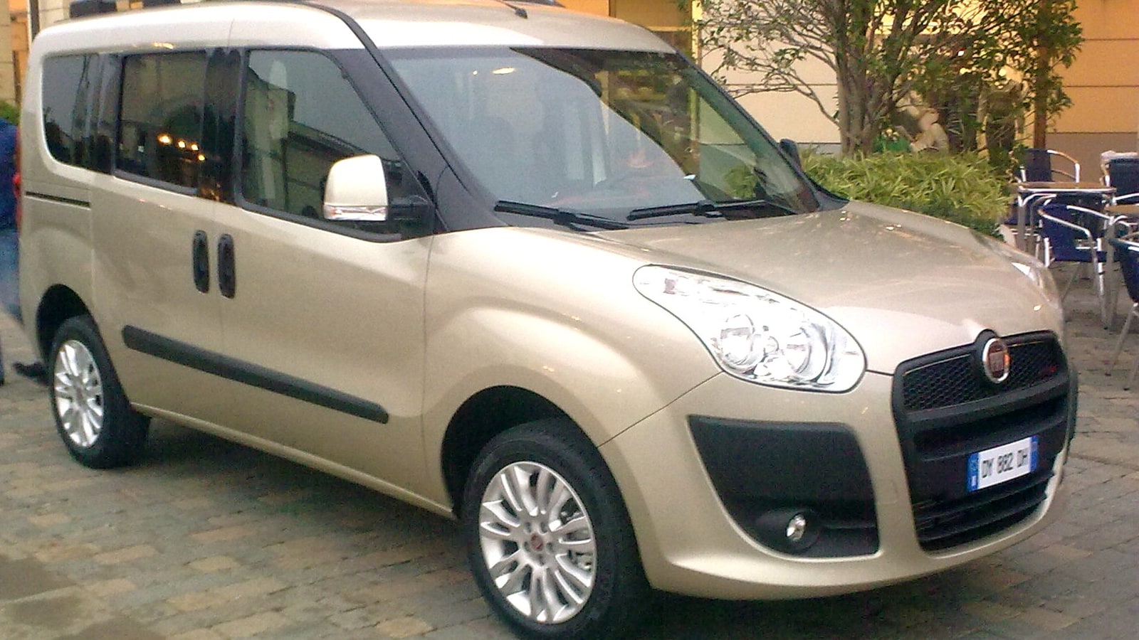 Fiat Doblo 263 dış görünüm