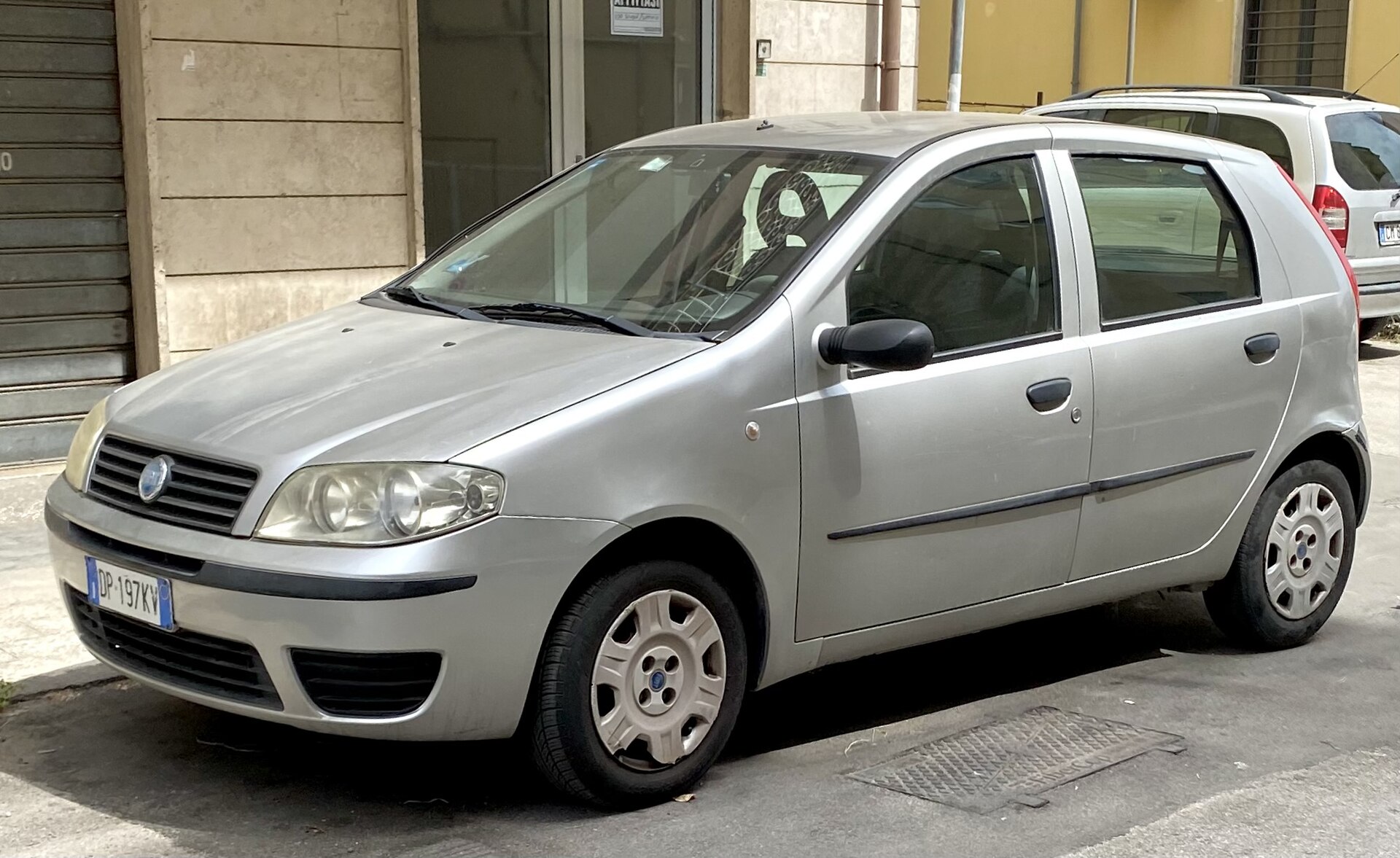 Fiat Punto 188 beş kapılı gövde