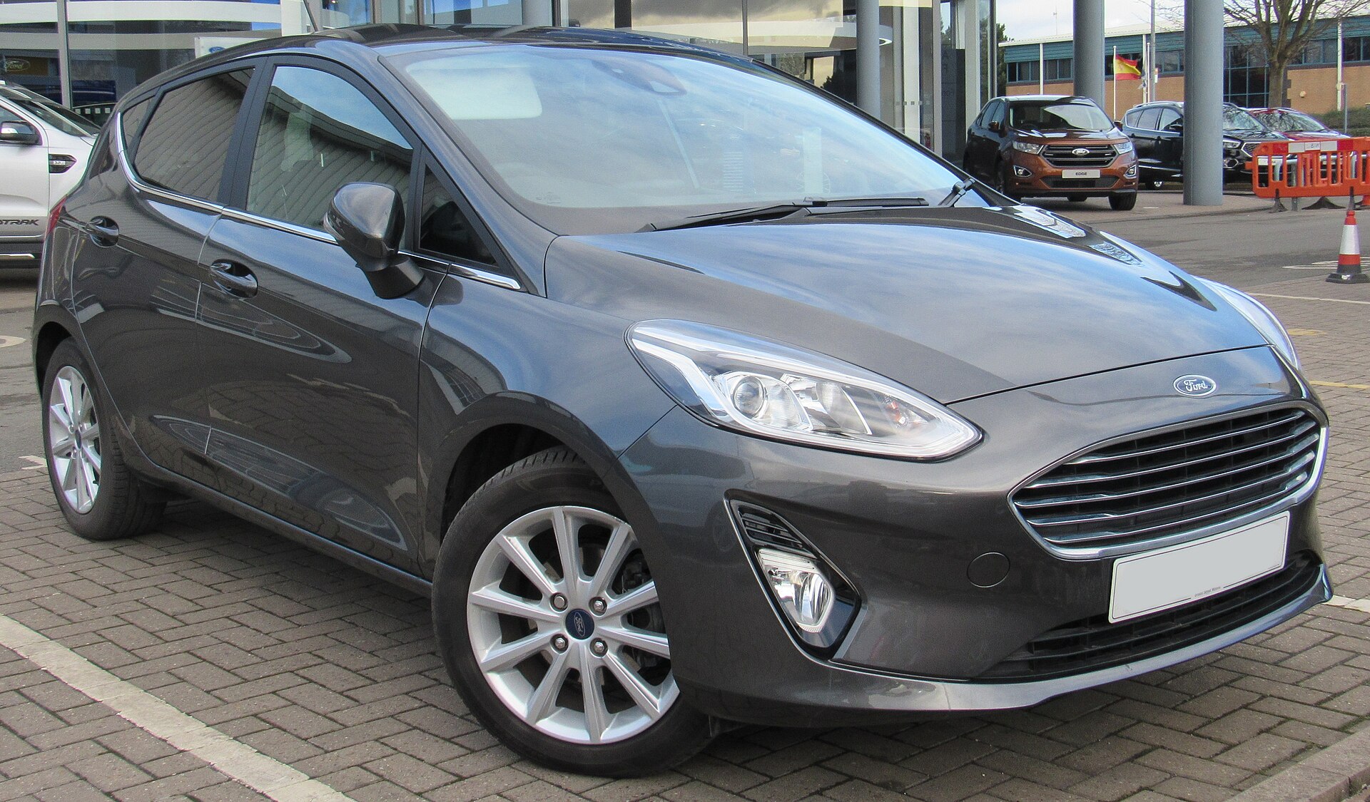 Ford Fiesta Mk8 Titanium önden görünüm