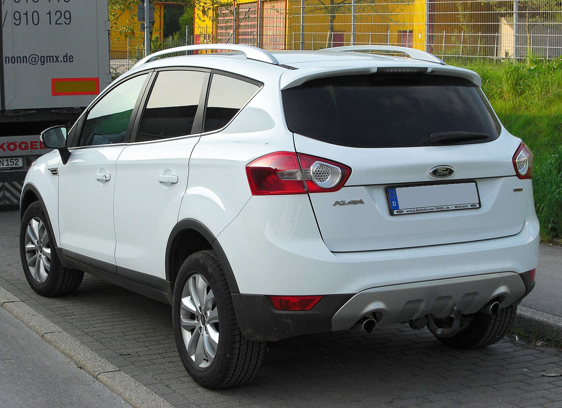 2010 Ford Kuga 2.0 TDCi arka görünüm