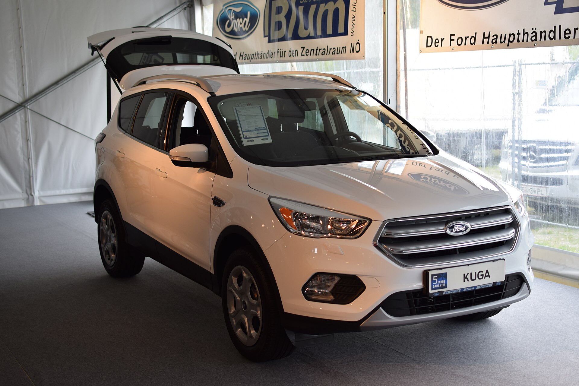 Ford Kuga II makyajlı Avrupa tipi ön yüz