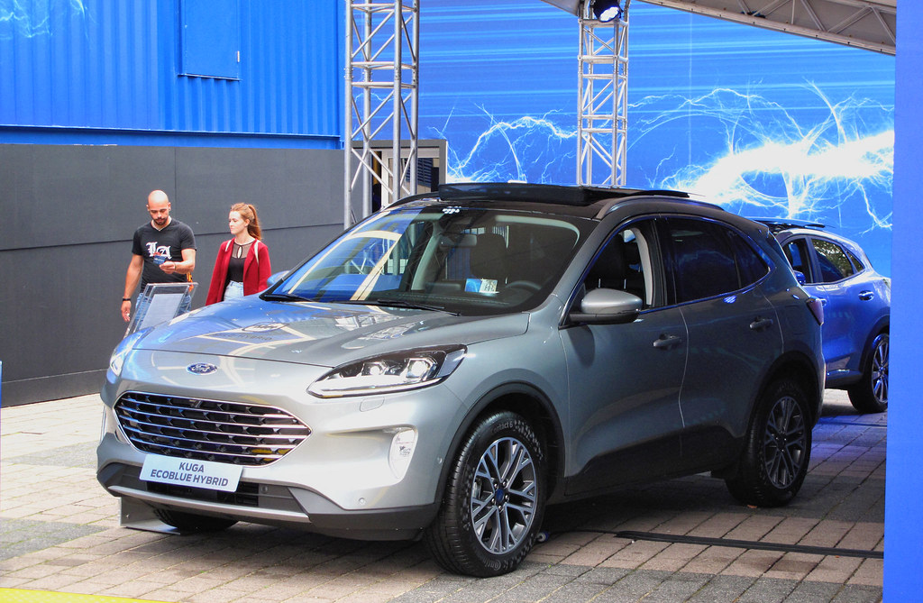 Ford Kuga II görünüm 1