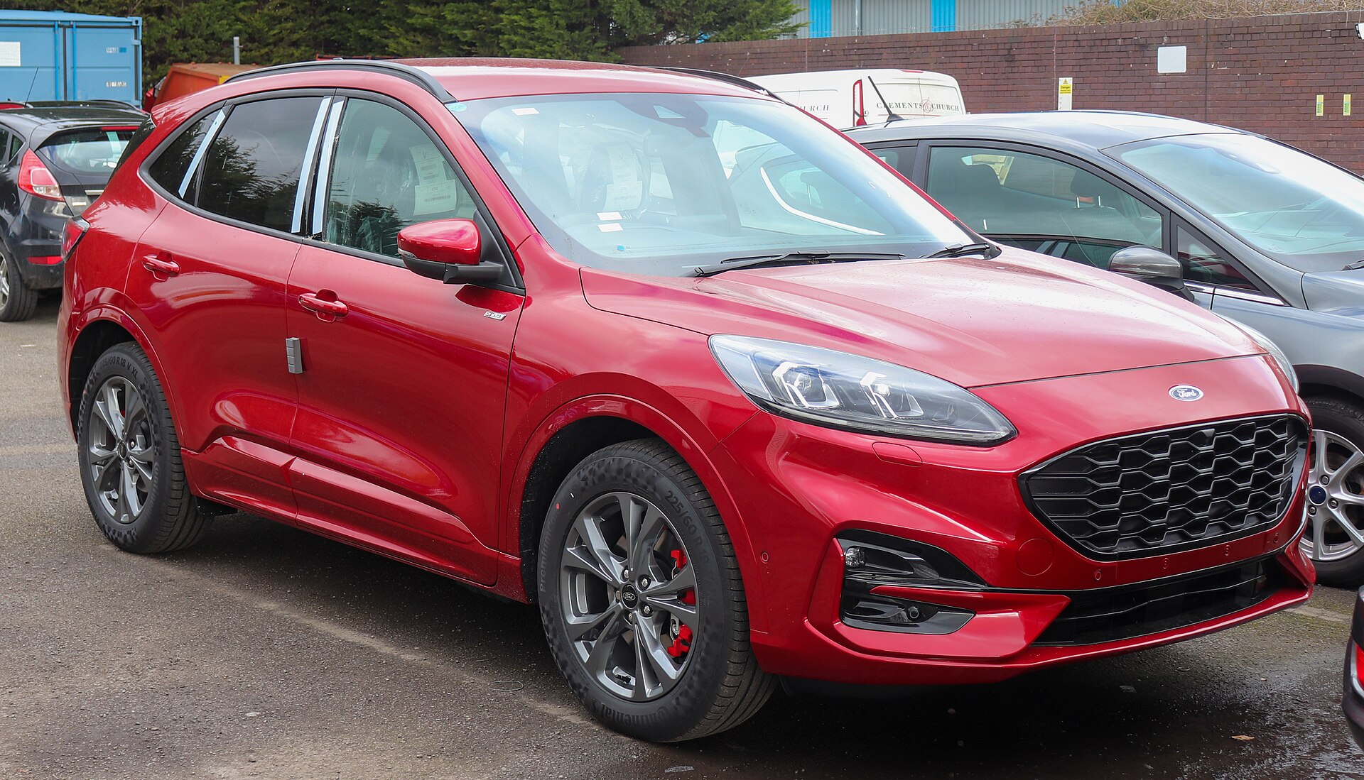 Üçüncü nesil Ford Kuga önden görünüm