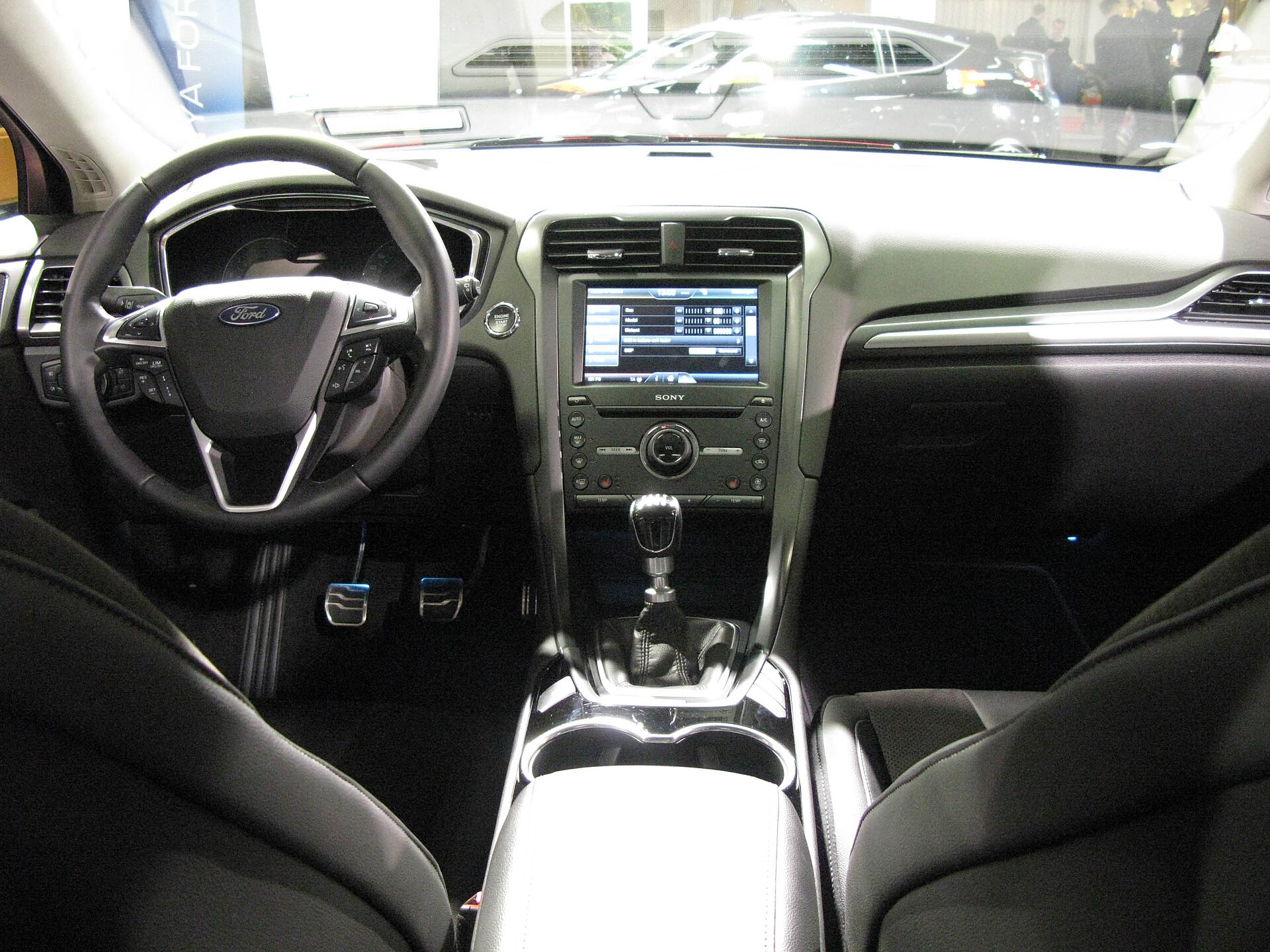 Ford Mondeo Mk5 kokpiti