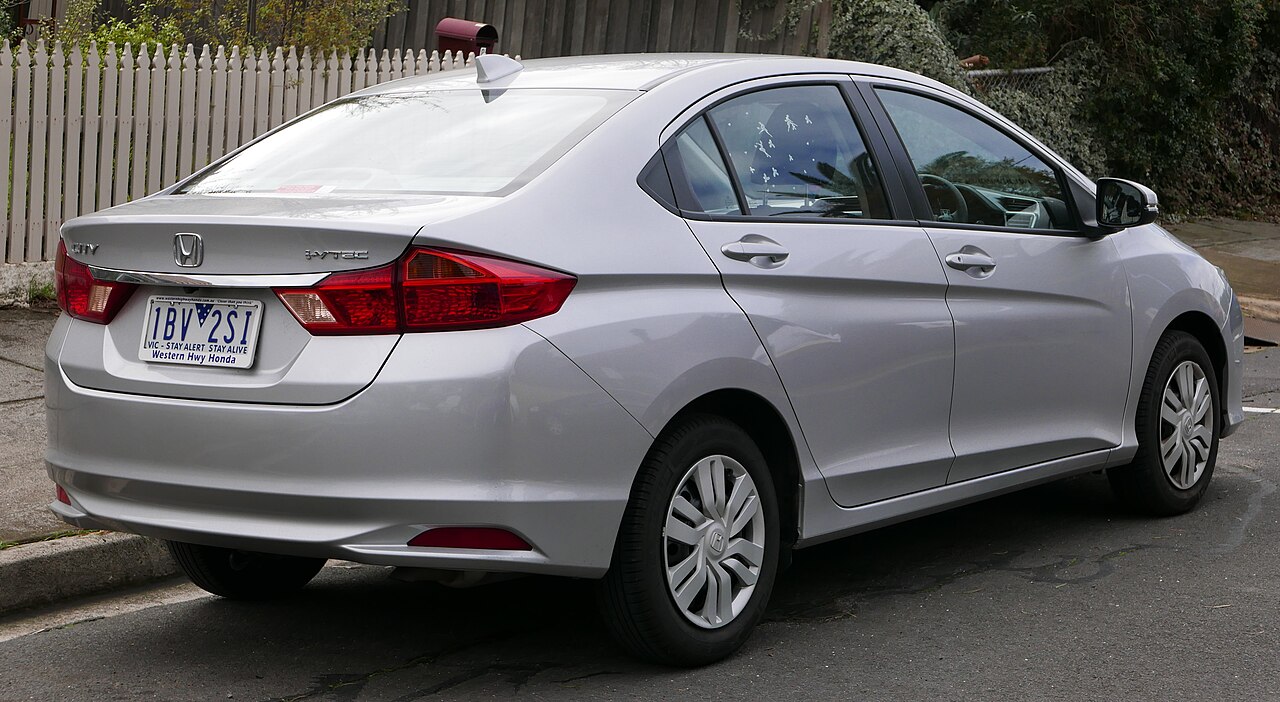 Honda City GM6 arka üç çeyrek