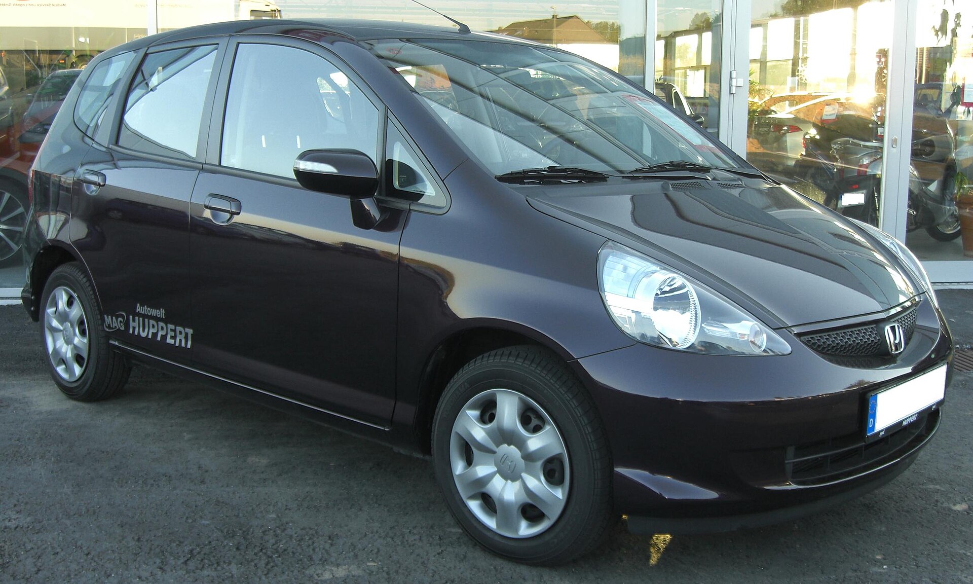Makyajlı ilk nesil Honda Jazz GD ön görünümü