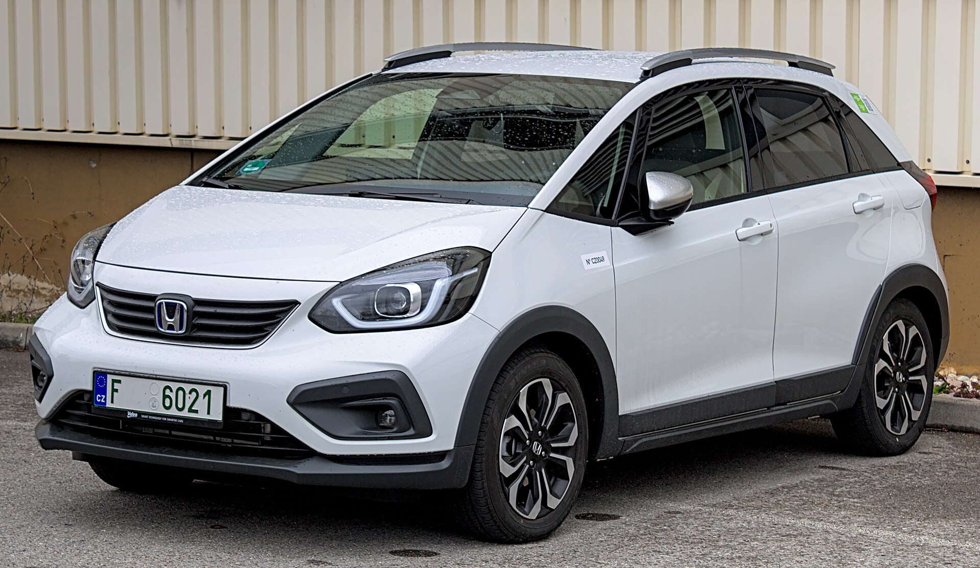 Honda Jazz Crosstar GR gövdesi, dördüncü nesil hibrit