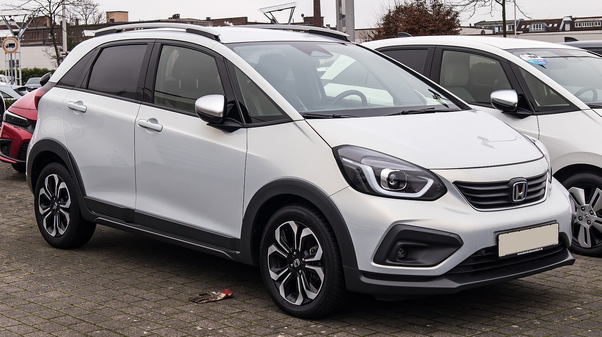 Makyajlı Honda Jazz Crosstar önden görünüş
