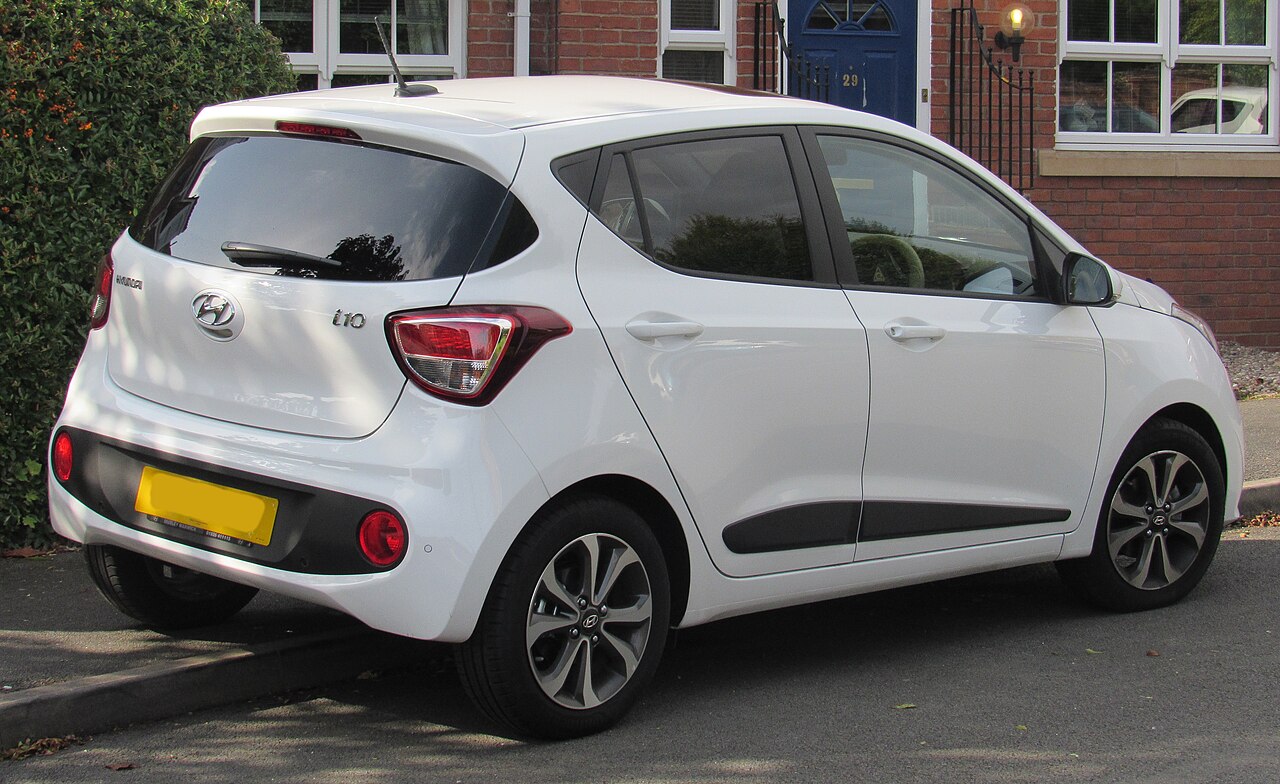 Makyajlı Hyundai i10 IA arka görünümü