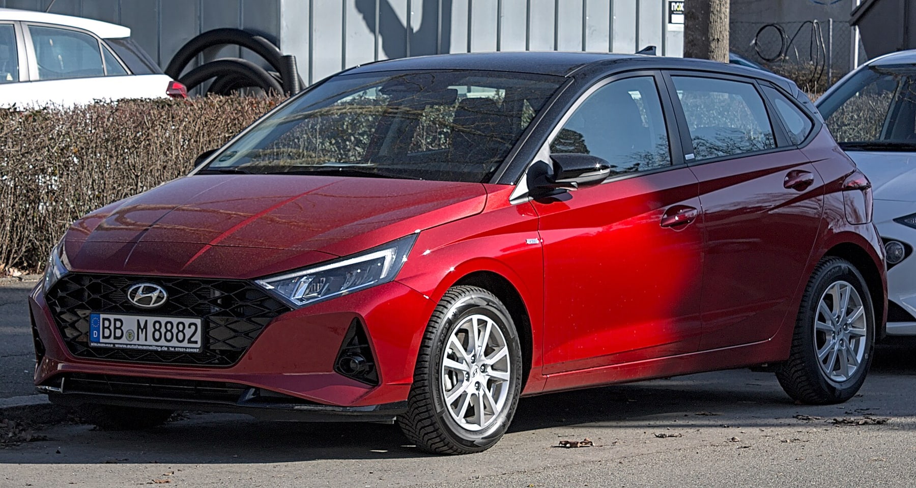 Hyundai i20 BC3 2021 dönemi gövde ve far tasarımı